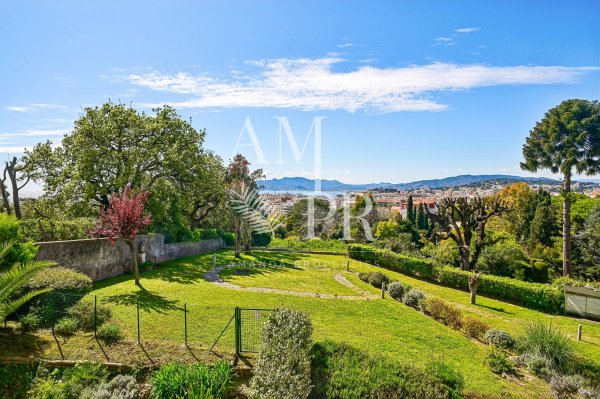 Cannes, Basse Californie – 3-room flat – Sea view — photo 4
