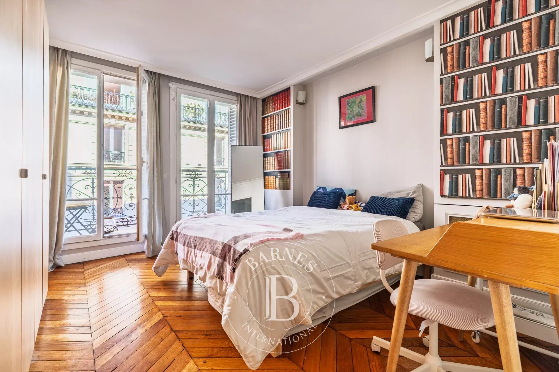 Paris  - Apartment 3 Bedrooms - picture 7