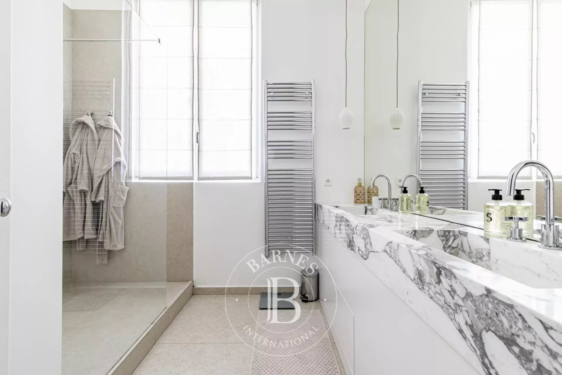 Daire Paris 7ème - picture 8