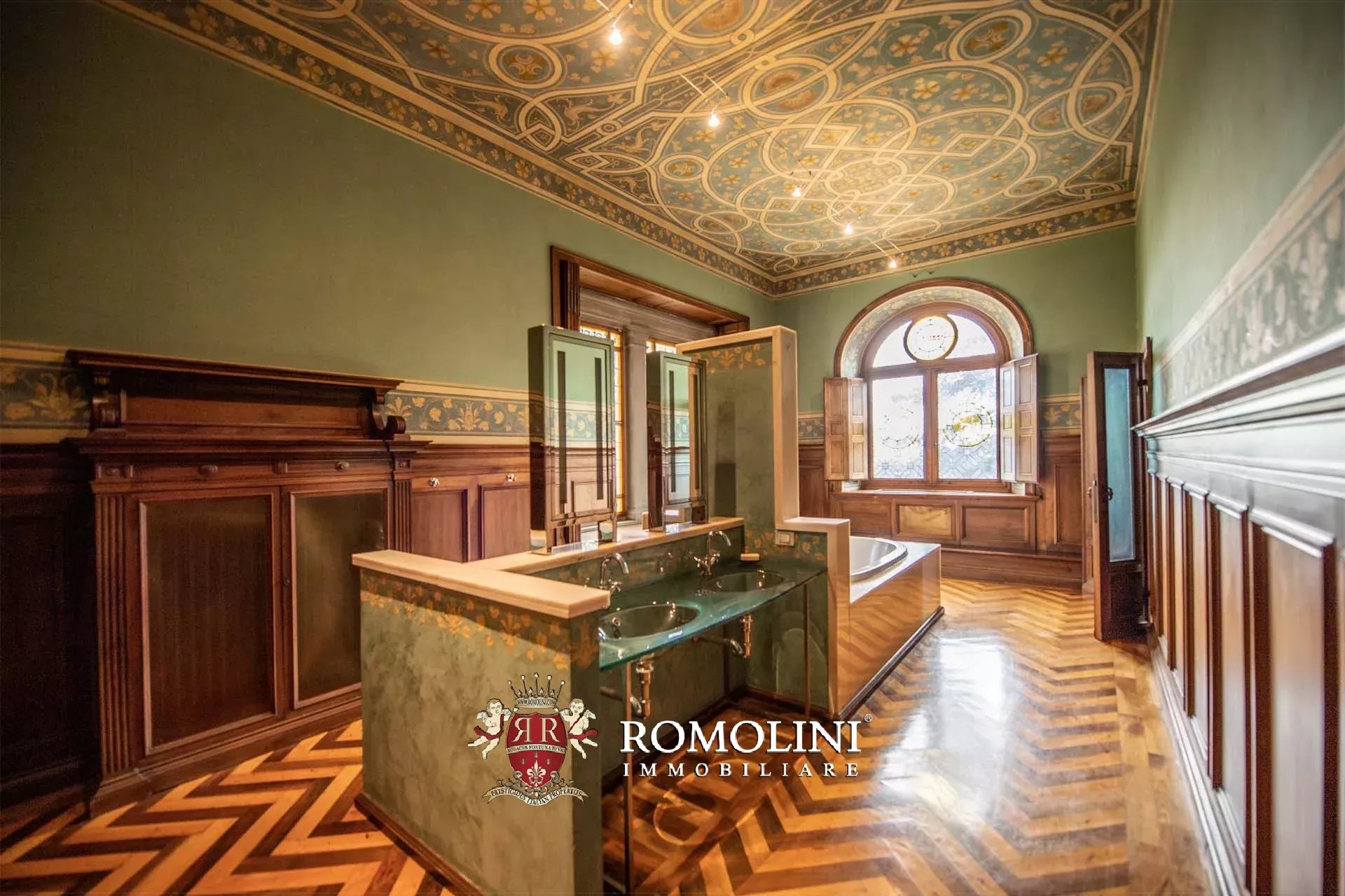 25 Bedroom Villa/Townhouse's Image 70