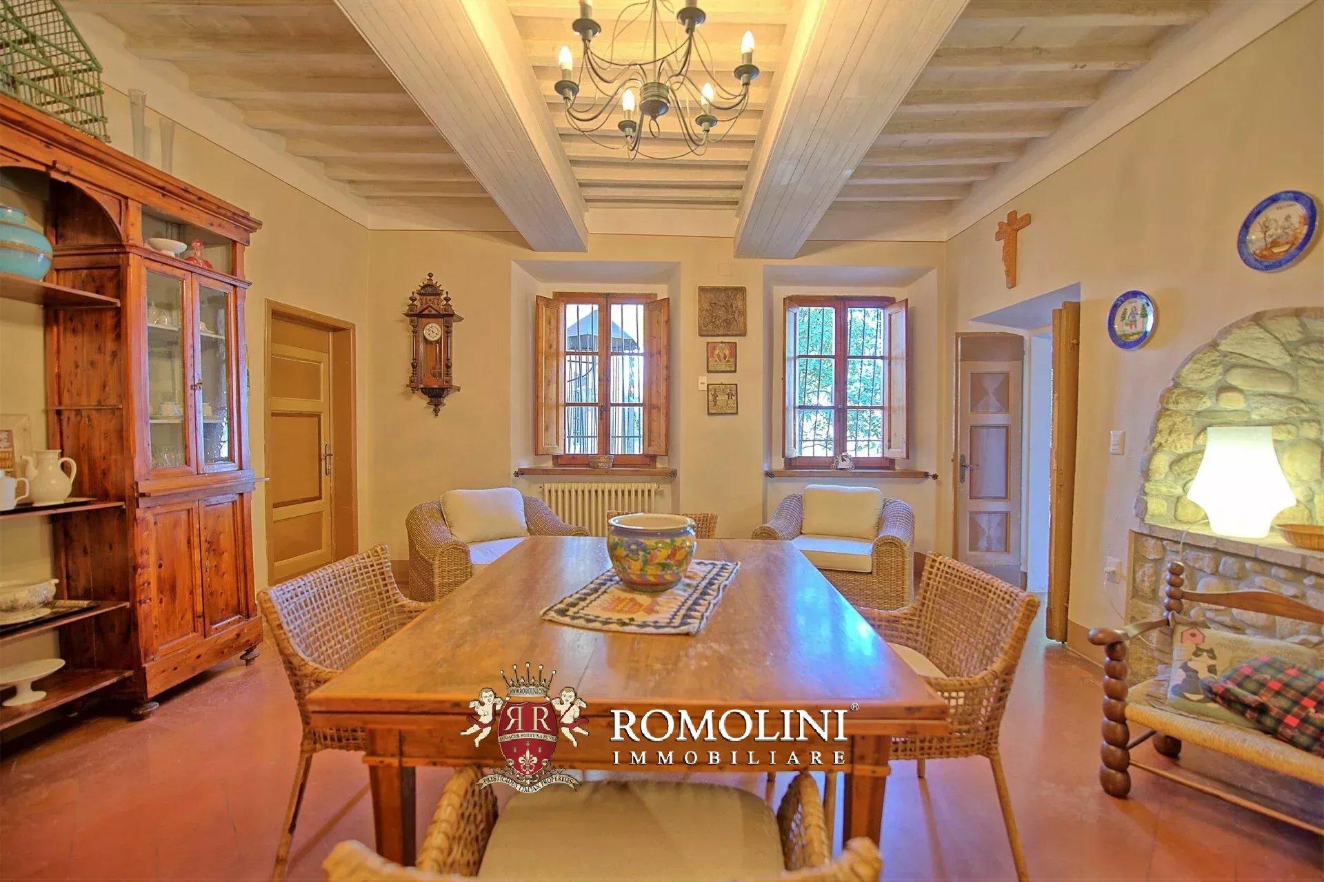 8 Bedroom Villa/Townhouse's Image 17