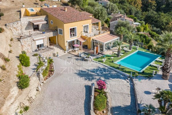 Close to Nice – Colomars – Superb family property — photo 3