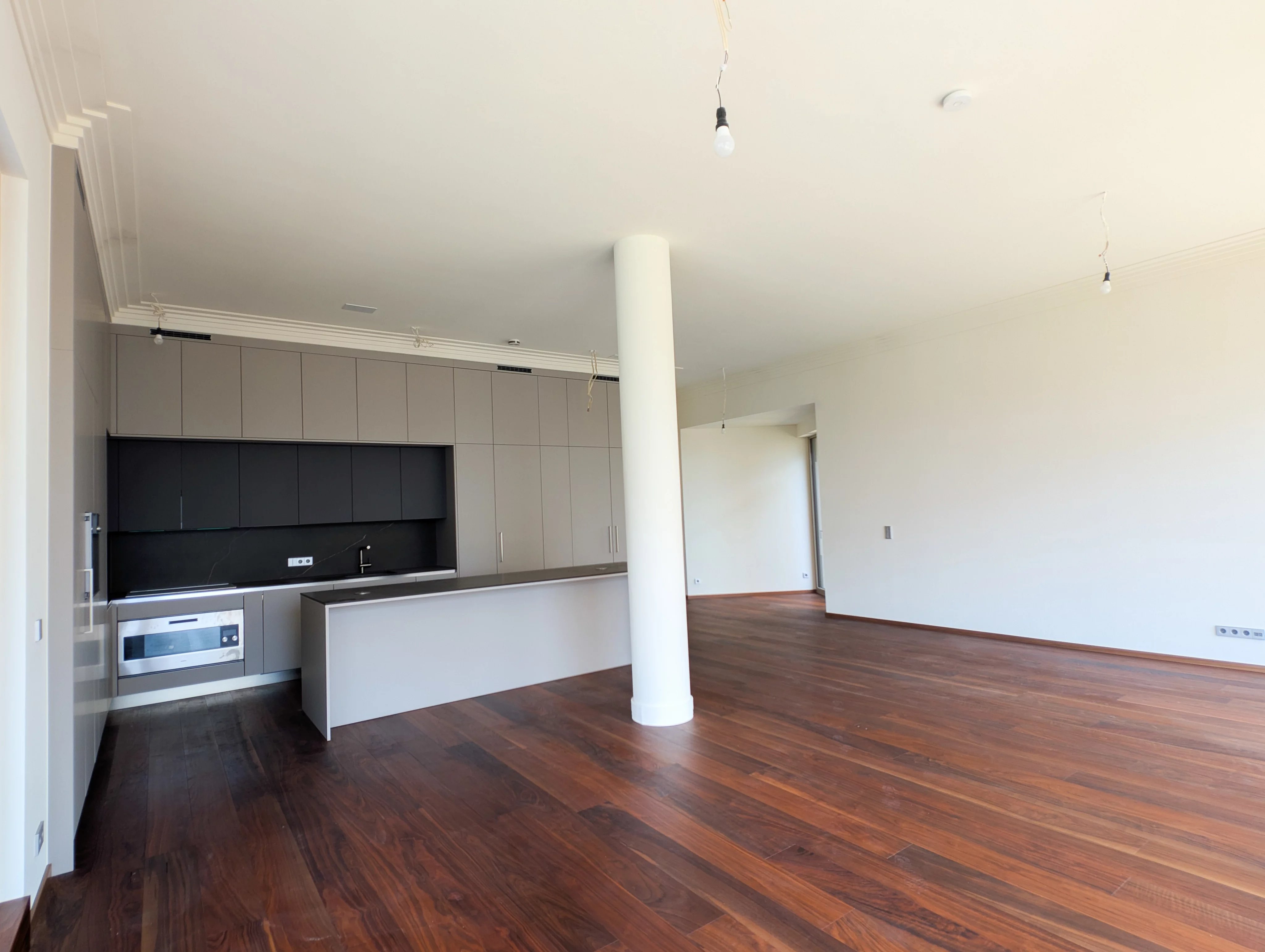property-featured-image