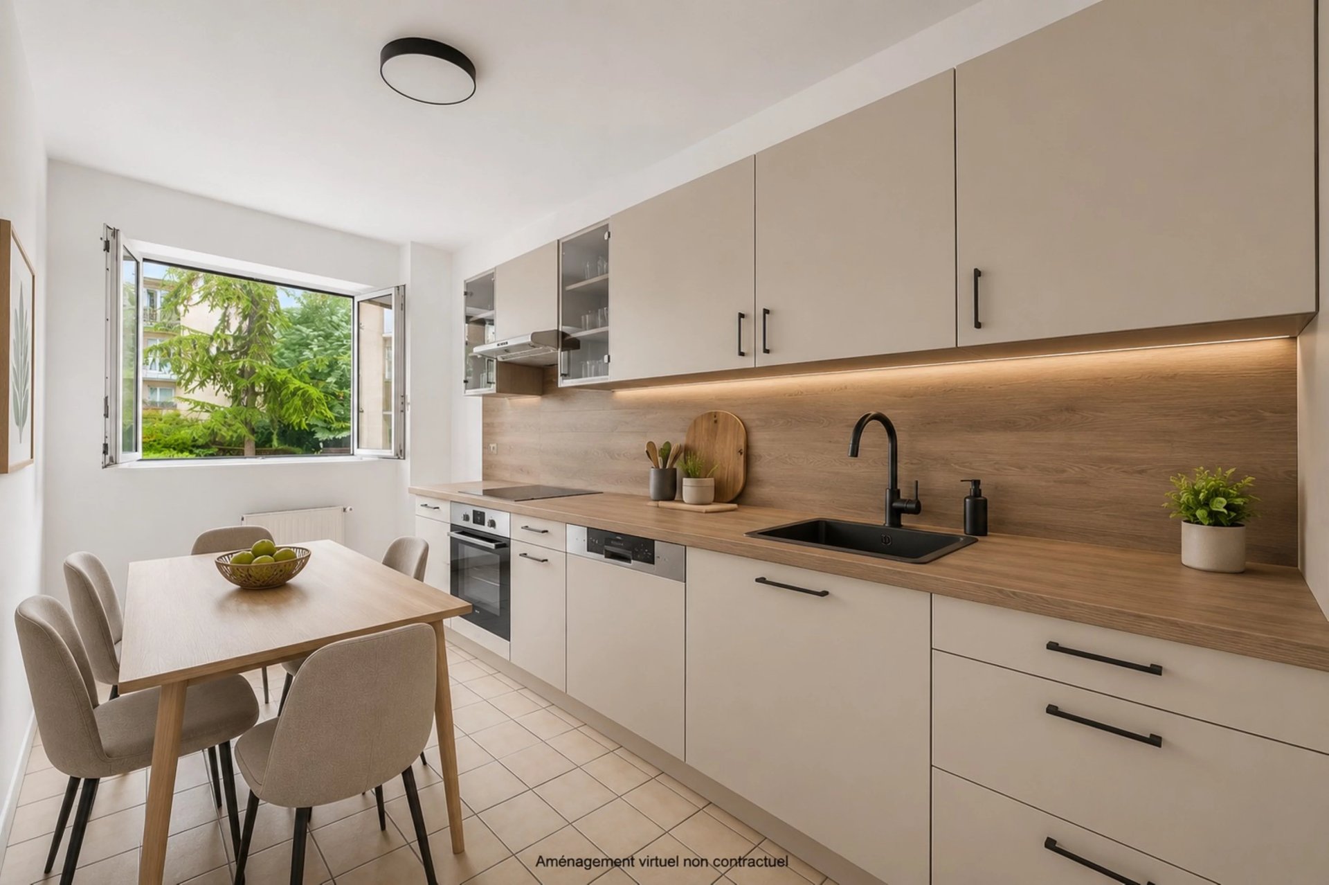 3 Bedroom Apartment/Flat's Image 3