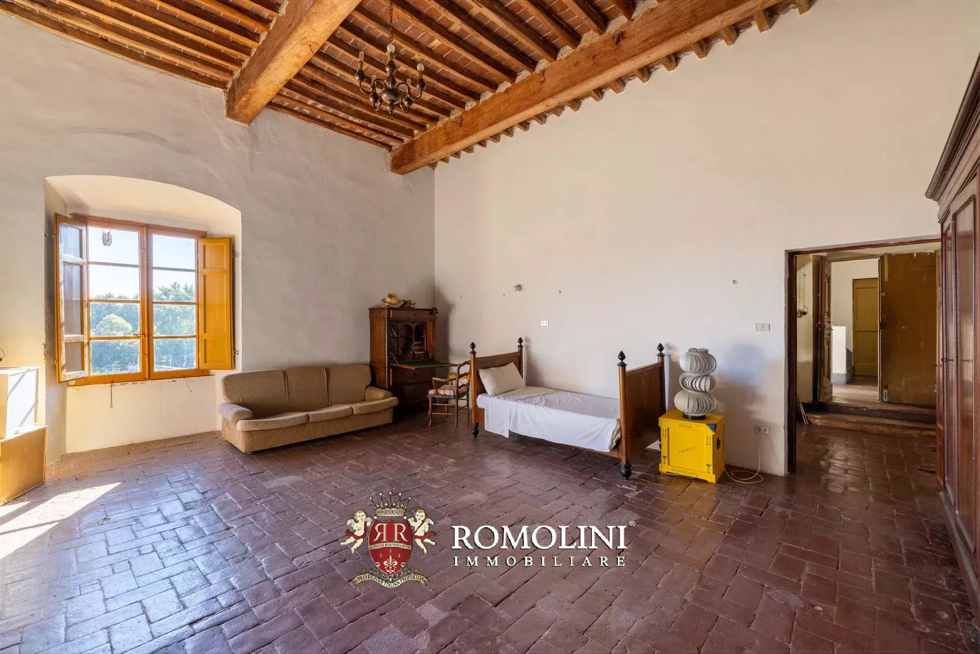 14 Bedroom Villa/Townhouse's Image 46