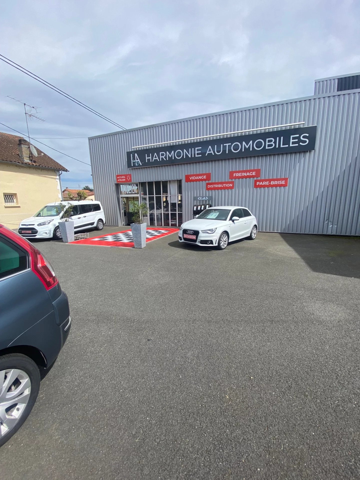 LOCAL COMMERCIAL A LOUER A BERGERAC