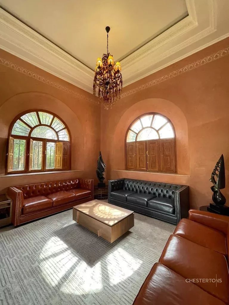  Image of Villa - 6 Bedrooms for Sale in Marrakech-Ménara-Marrakech-Morocco, Image 28