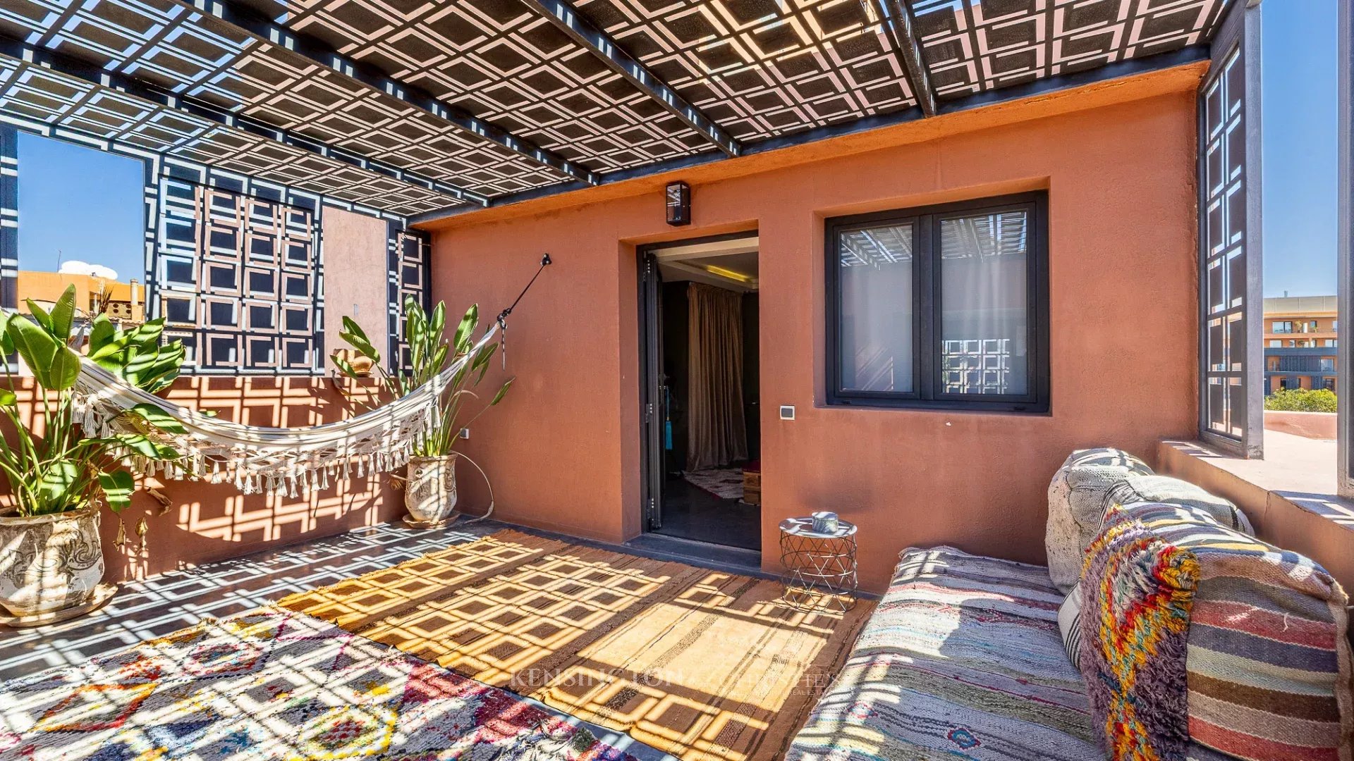 6 Bedroom Villa/Townhouse's Image 23