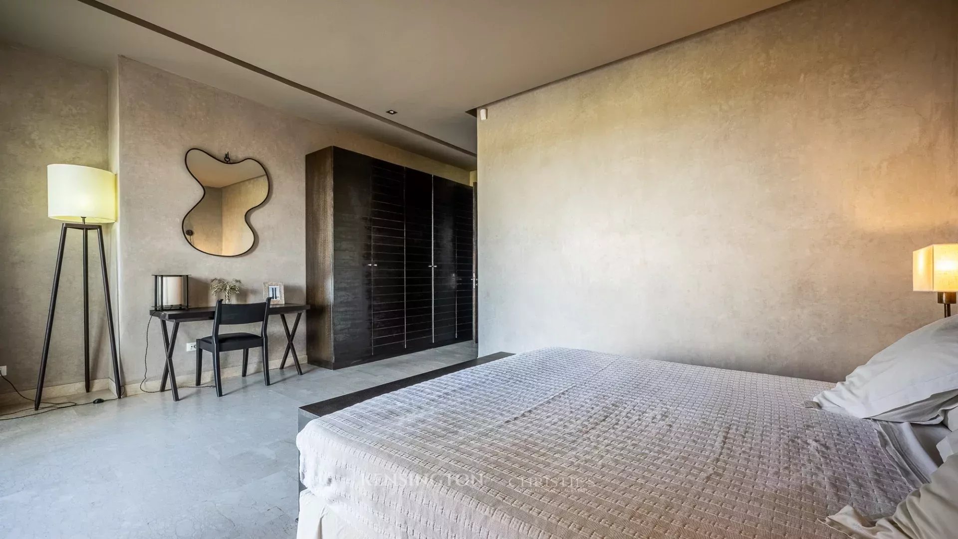 4 Bedroom Villa/Townhouse's Image 41