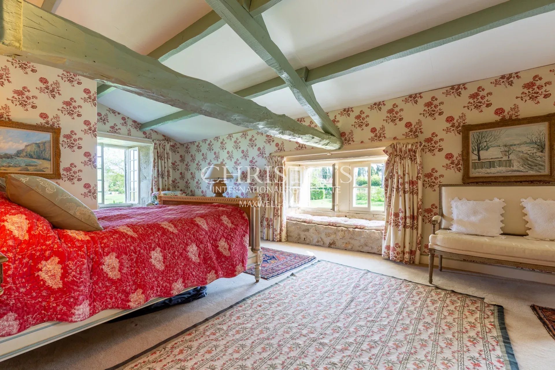 5 Bedroom Chateau's Image 17