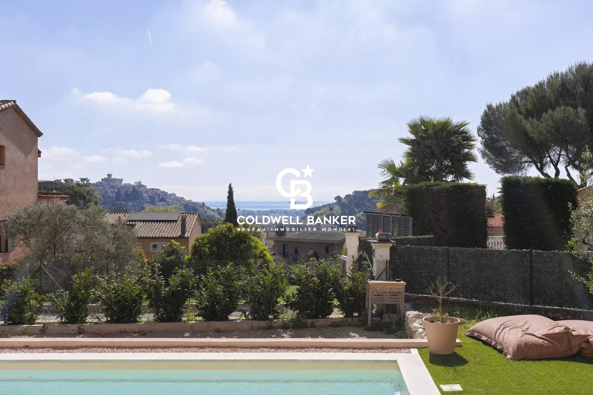 Superbe villa moderne 5 pièces 178 m2, vue mer, Cagnes-sur-Mer