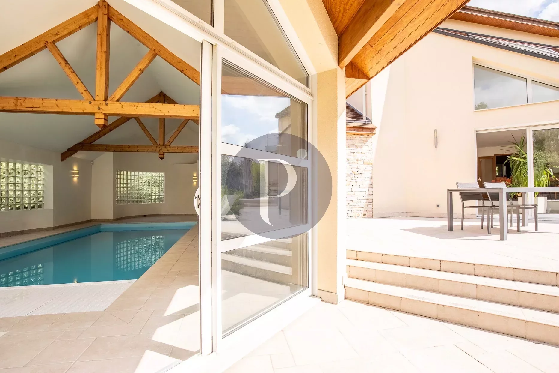 vente-maison-9-pieces-verrieres-le-buisson-83865699