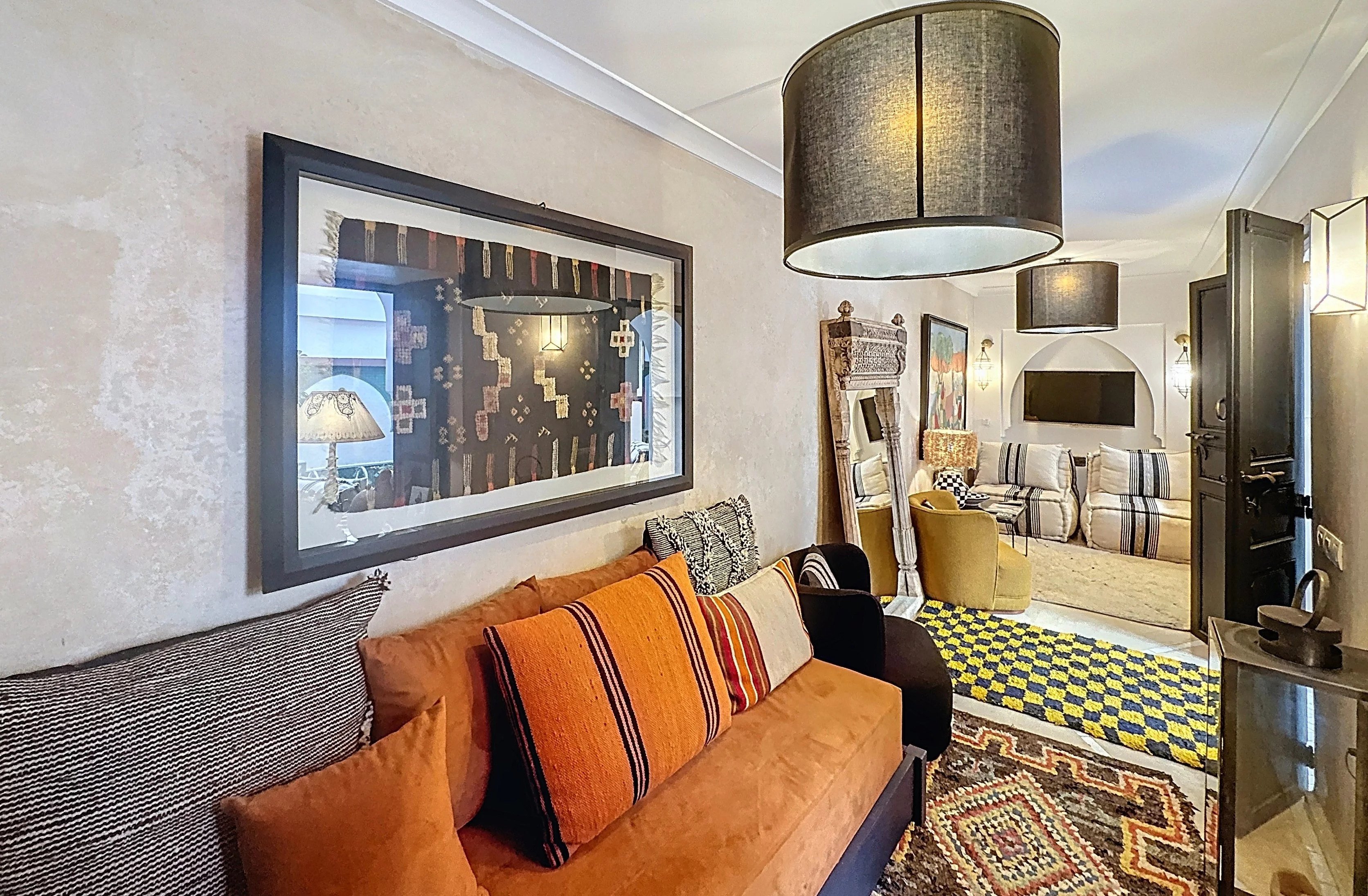 Riad de Prestige à Vendre dans la Médina de Marrakech – 5 Chambres, Piscine Chauffée, Rooftop Panoramique