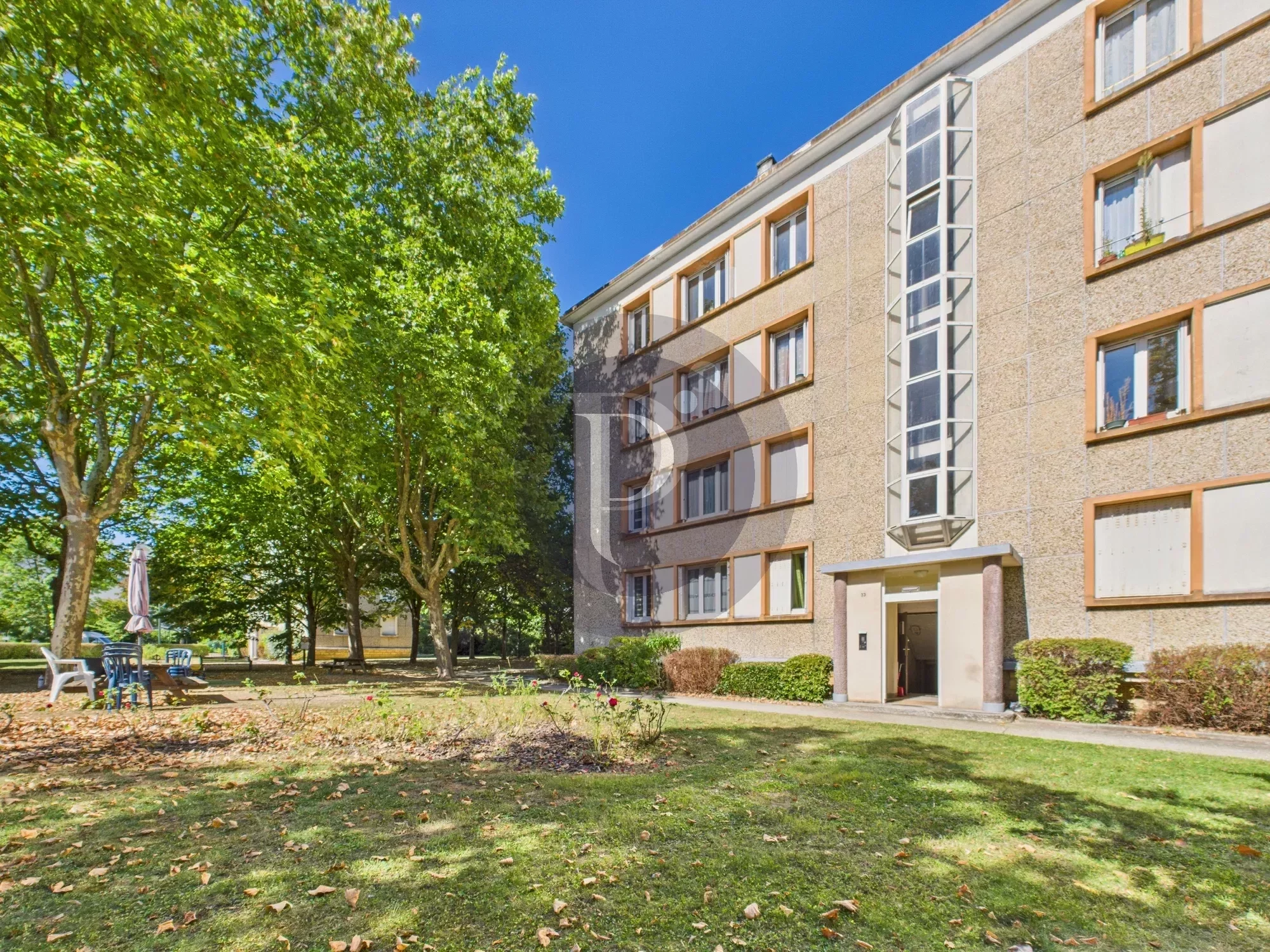 vente-appartement-4-pieces-le-plessis-robinson-86051844