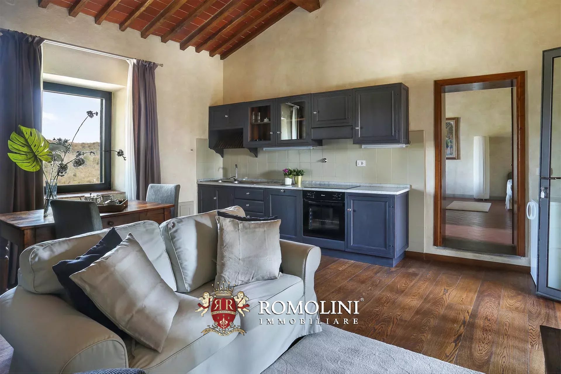 25 Bedroom Vineyard's Image 48