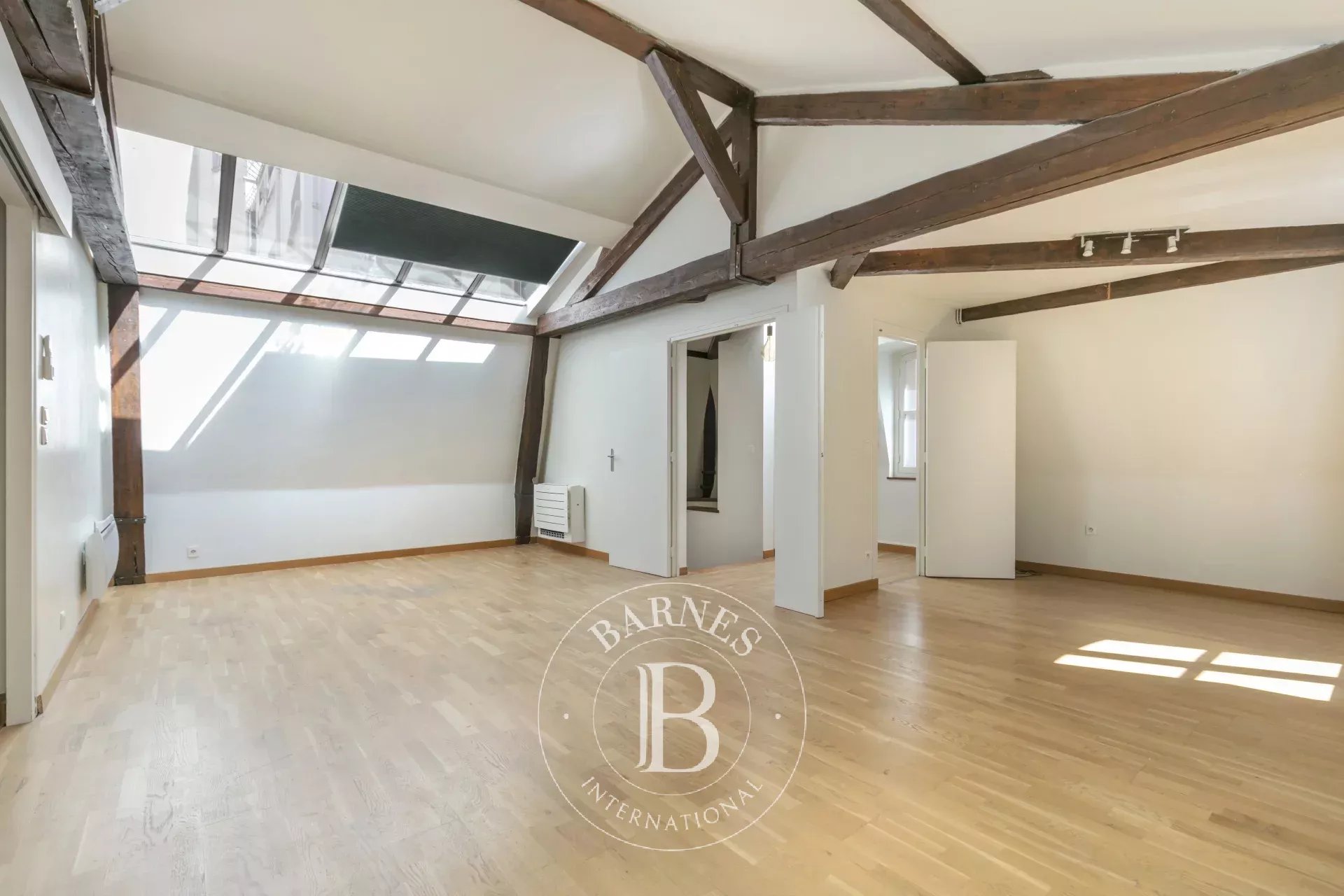 Paris  - House 4 Bedrooms - picture 16