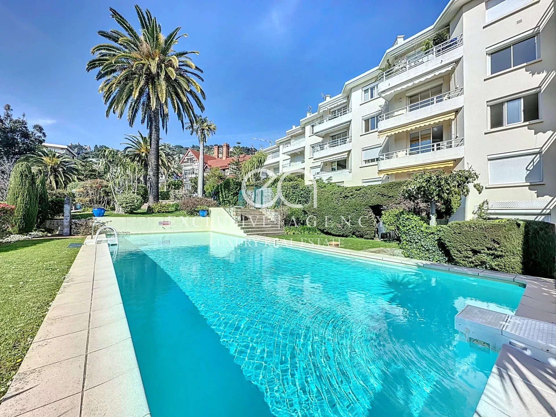 Cannes californie 3-room apartment 65 sqm with terrace and sea view