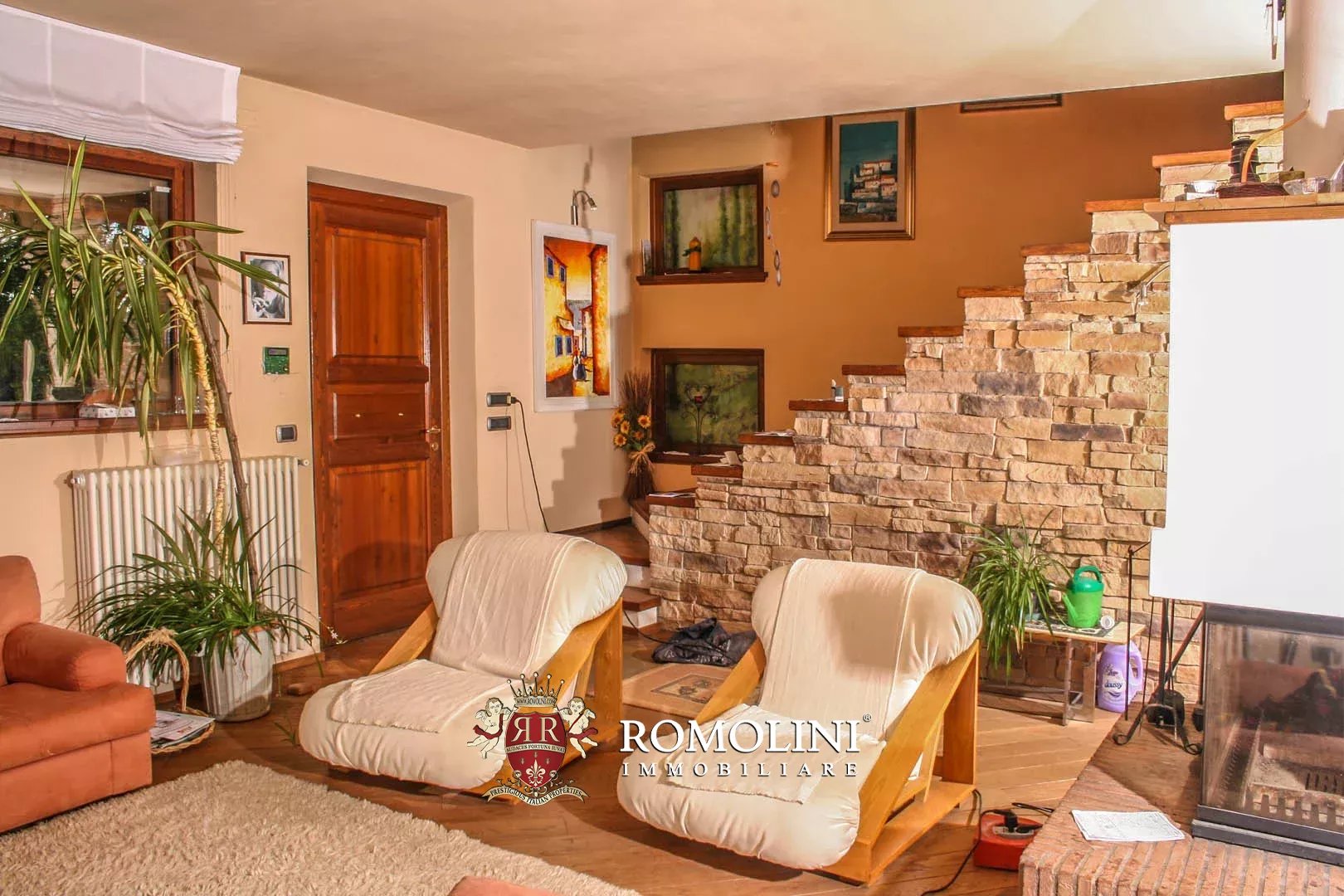 5 Bedroom Villa/Townhouse's Image 28