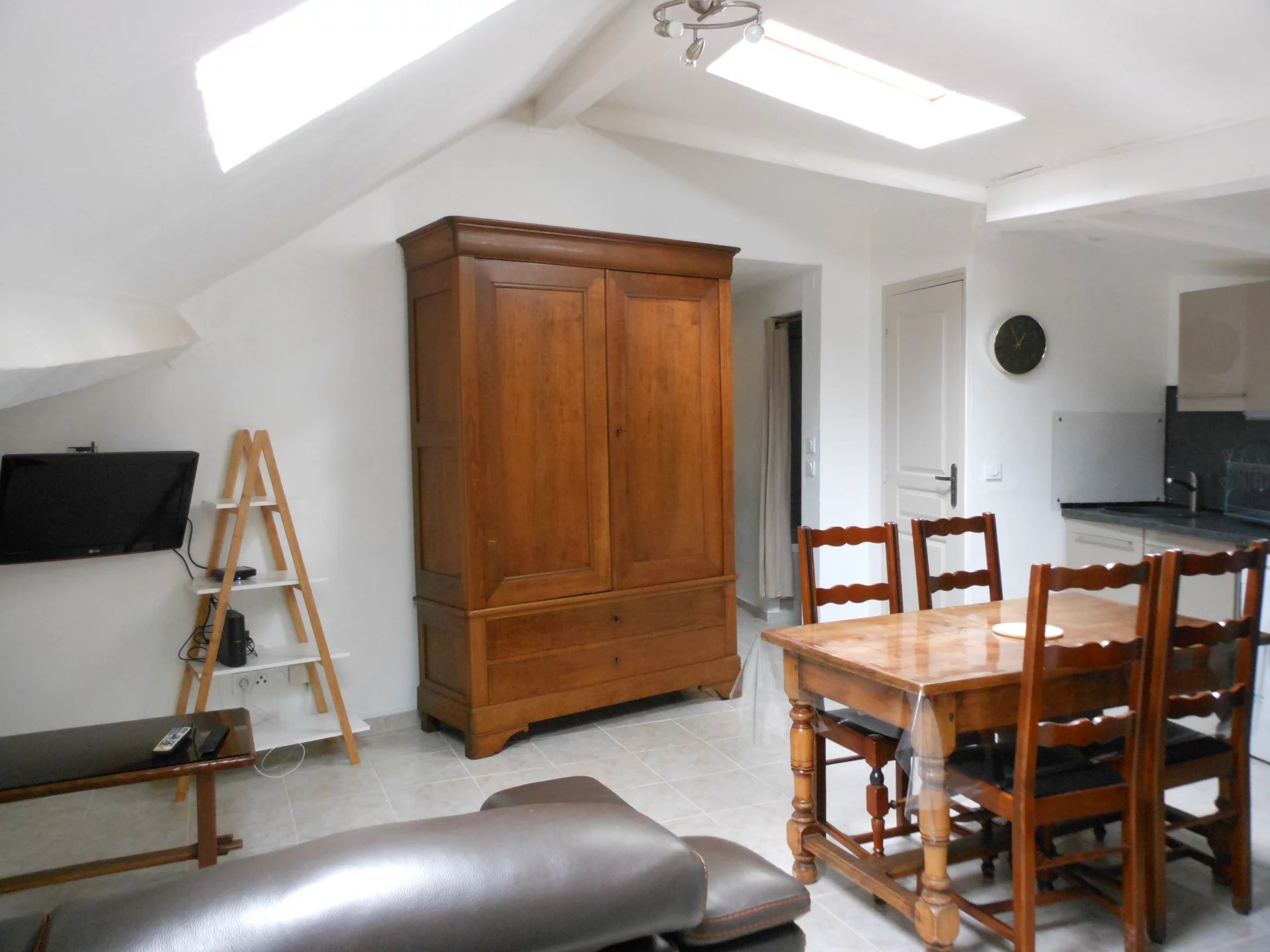 STUDIO MEUBLE  26.63  M²