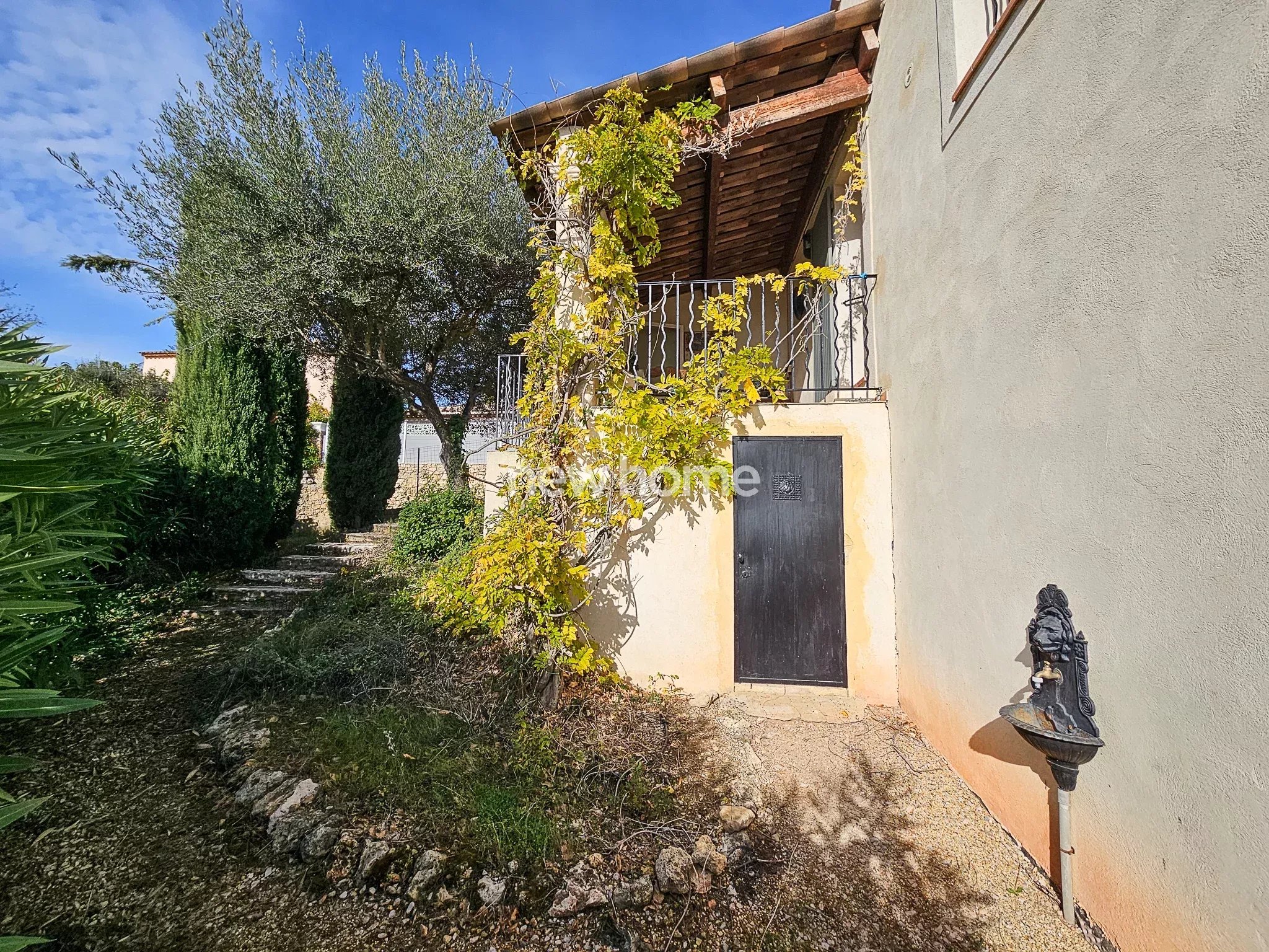 Charmante villa à pied du village