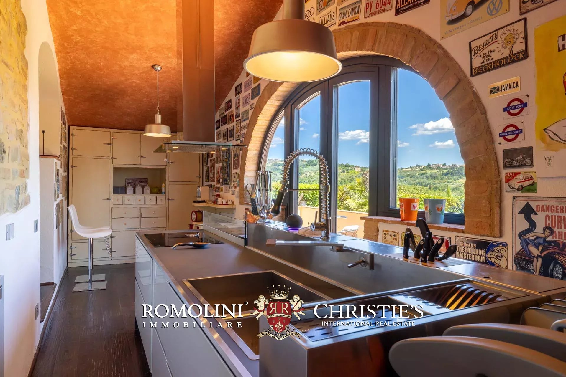 3 Bedroom Villa/Townhouse's Image 29