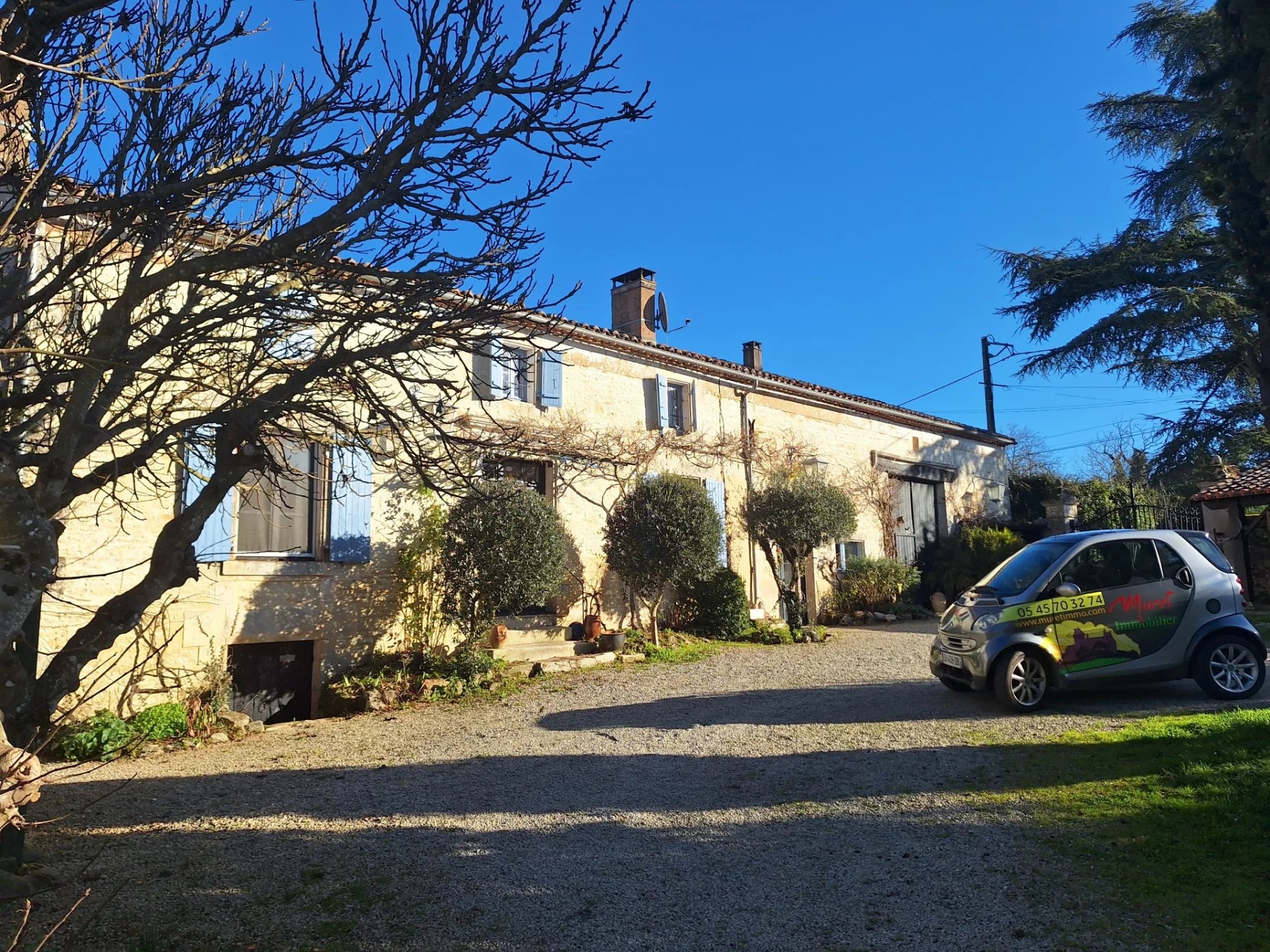 Agence immobilière de 