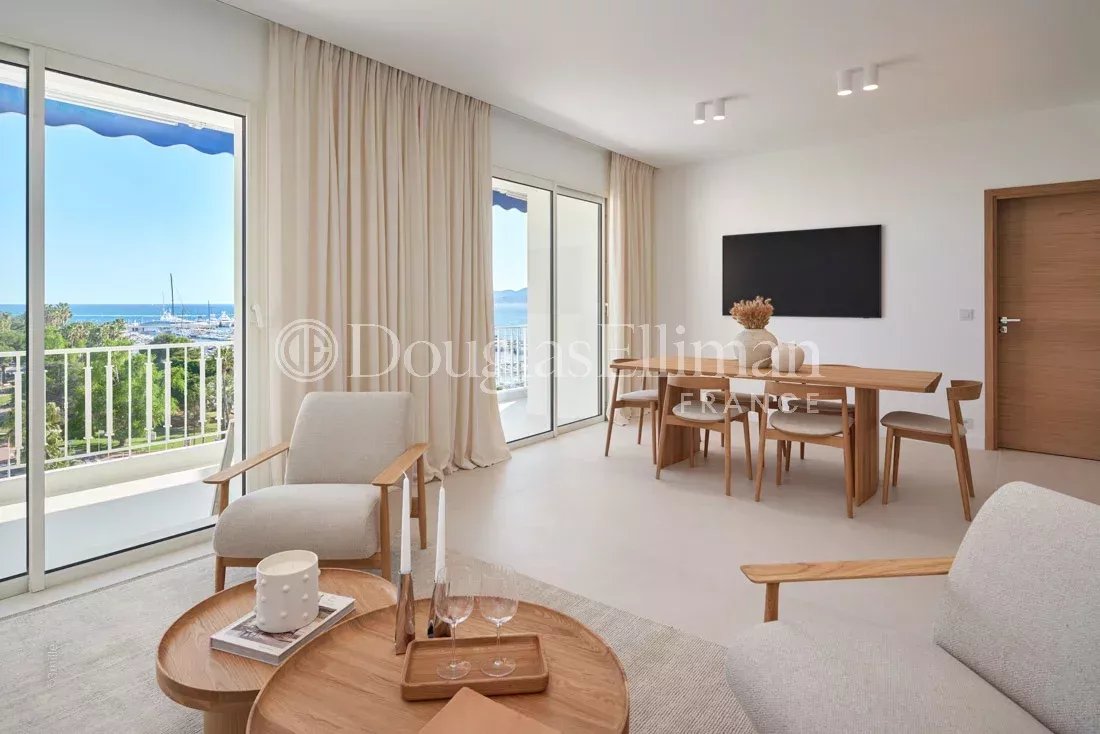 CANNES CROISETTE – Splendide appartement avec vue sur le port Canto - Image nᵒ2