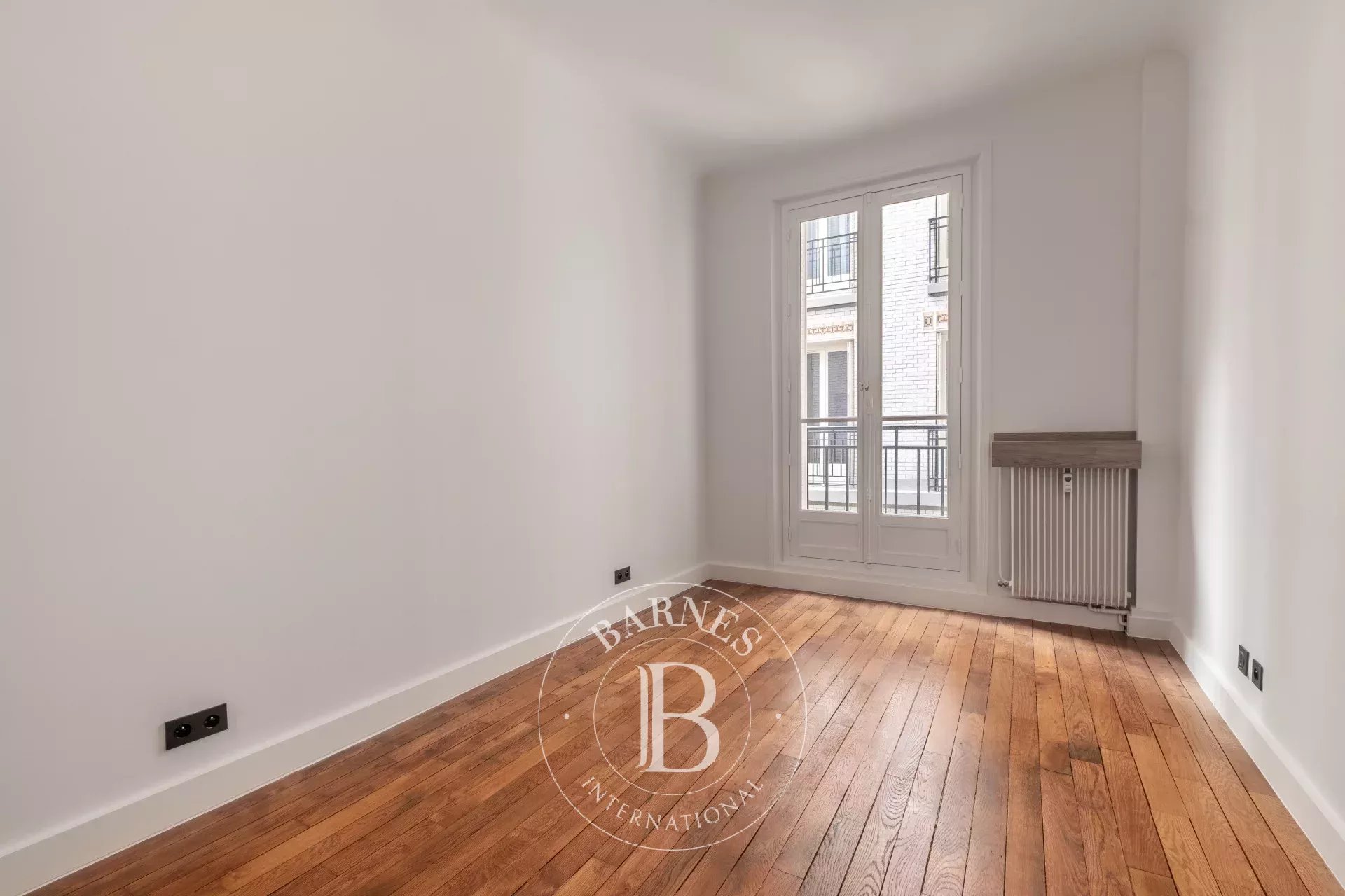 Paris  - Apartment 3 Bedrooms - picture 8