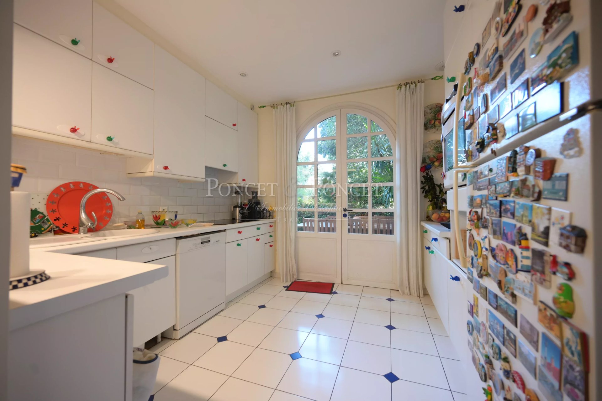 6 Bedroom Villa/Townhouse's Image 10