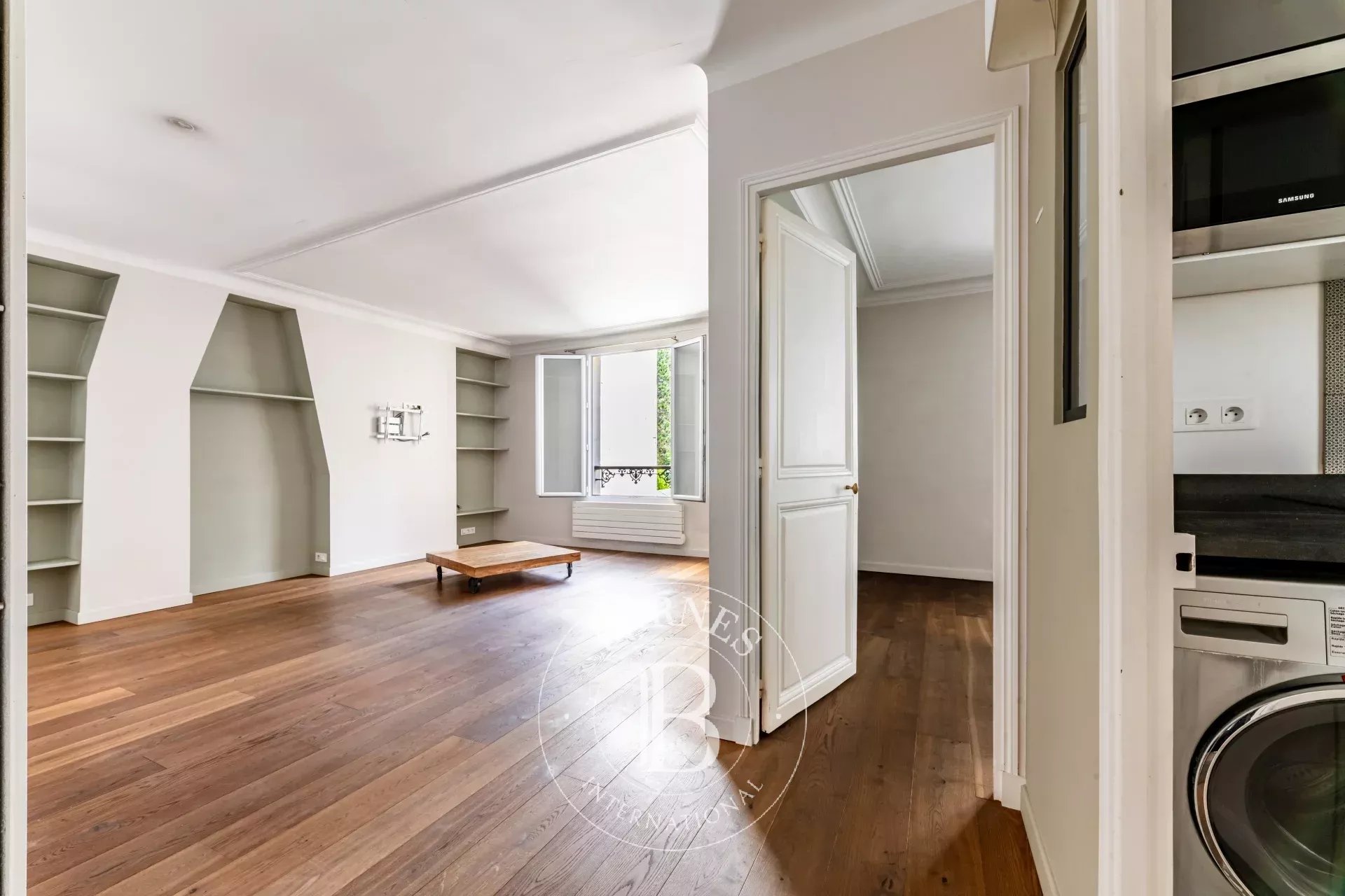 Apartment Paris 75017  -  ref 86993470 (picture 1)