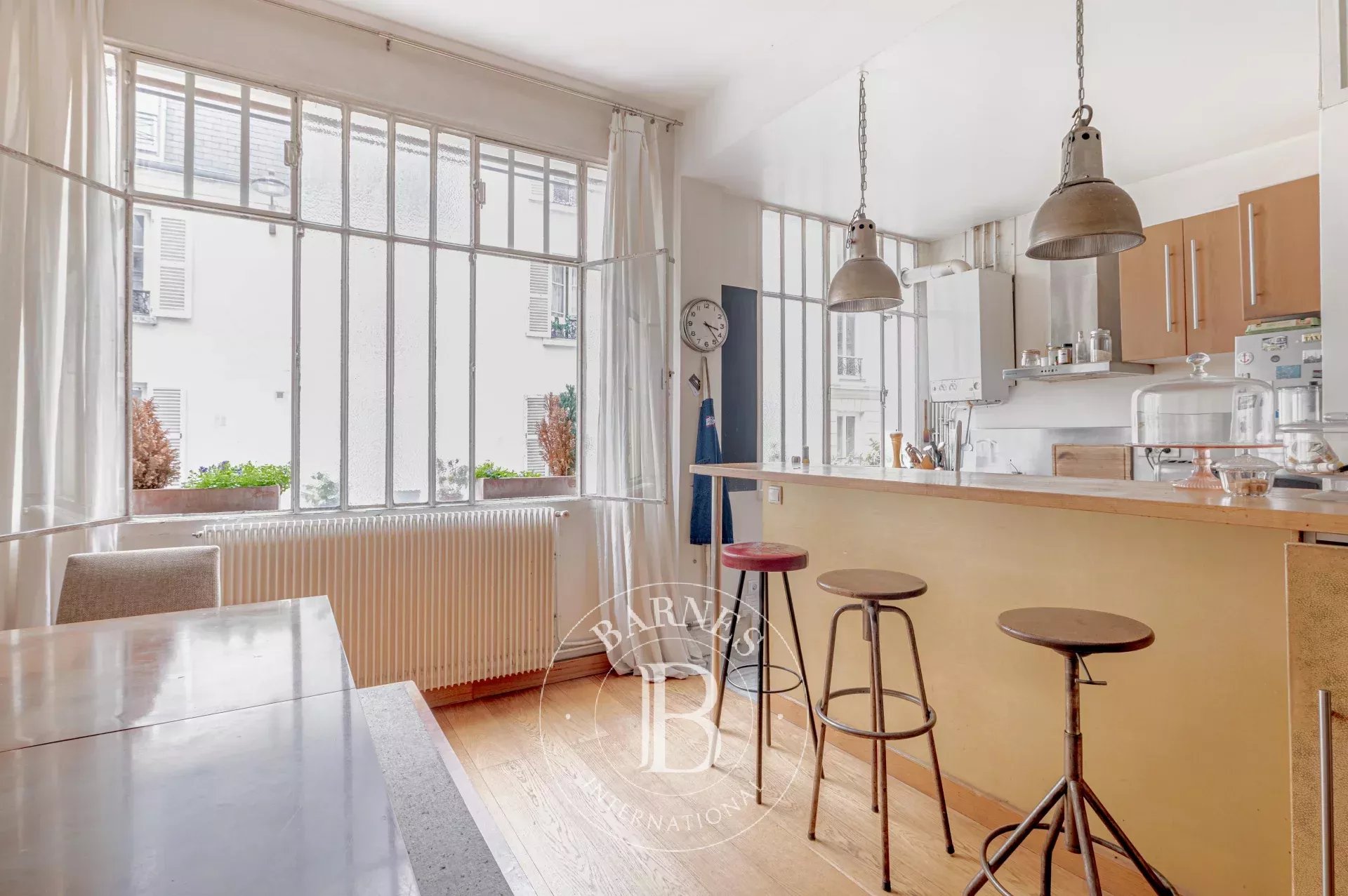 Paris 14 - Daguerre Denfert Rochereau district - 3-bed family loft great volume