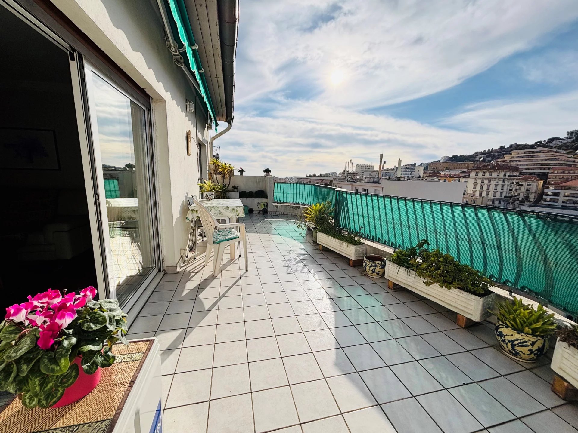 Agence immobilière de 