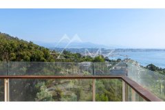 Superb corner apartment with breathtaking sea view — photo 7 of 7
