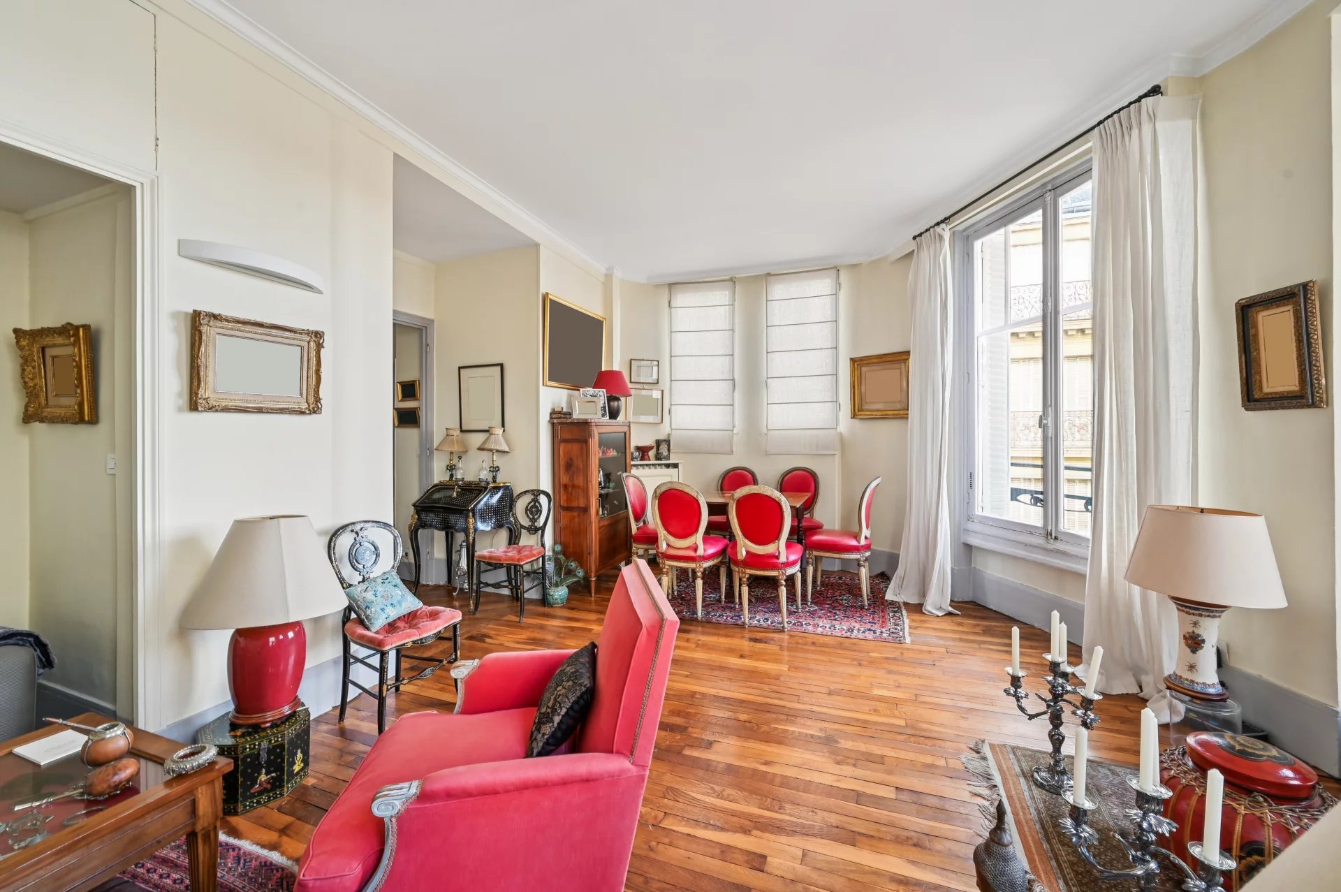 Exclusivity Paris 16th Place de Mexico Apartment of 61 m2 on high floor