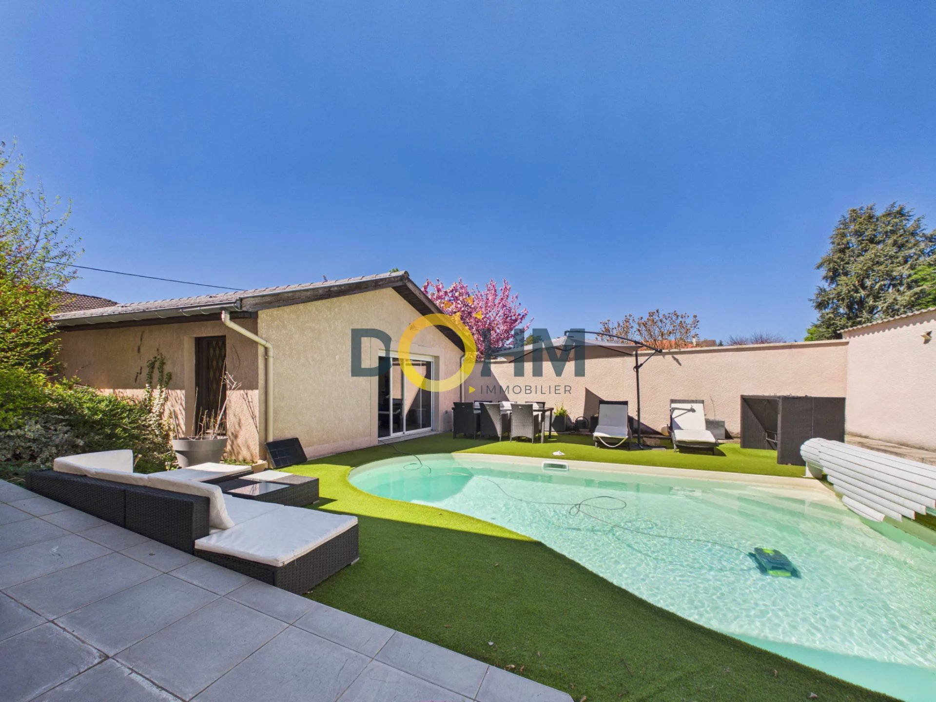 Maison familiale avec piscine - 111m2 -  Montrond-Les-Bains