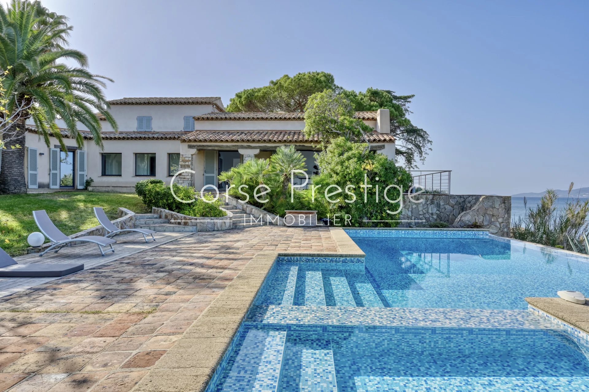 villa pieds dans l-eau a louer - porticcio - domaine prive image2