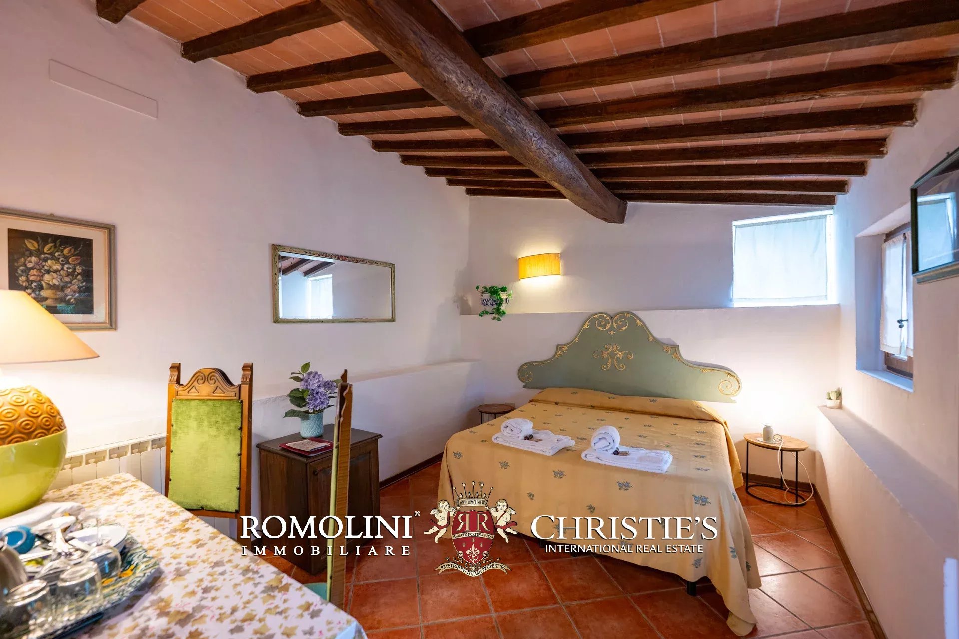 13 Bedroom Villa/Townhouse's Image 29