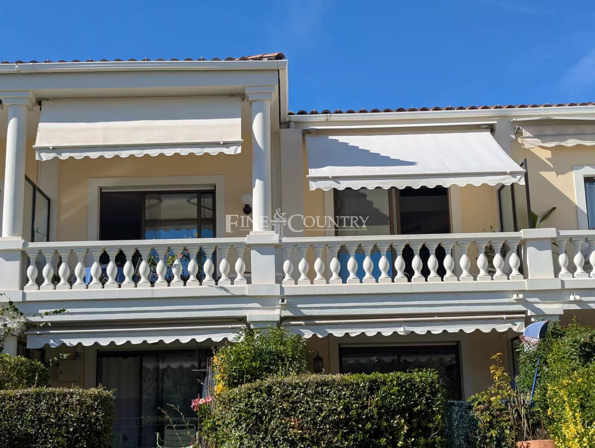 Photo of Apartment 3 bedrooms for sale with terrasse