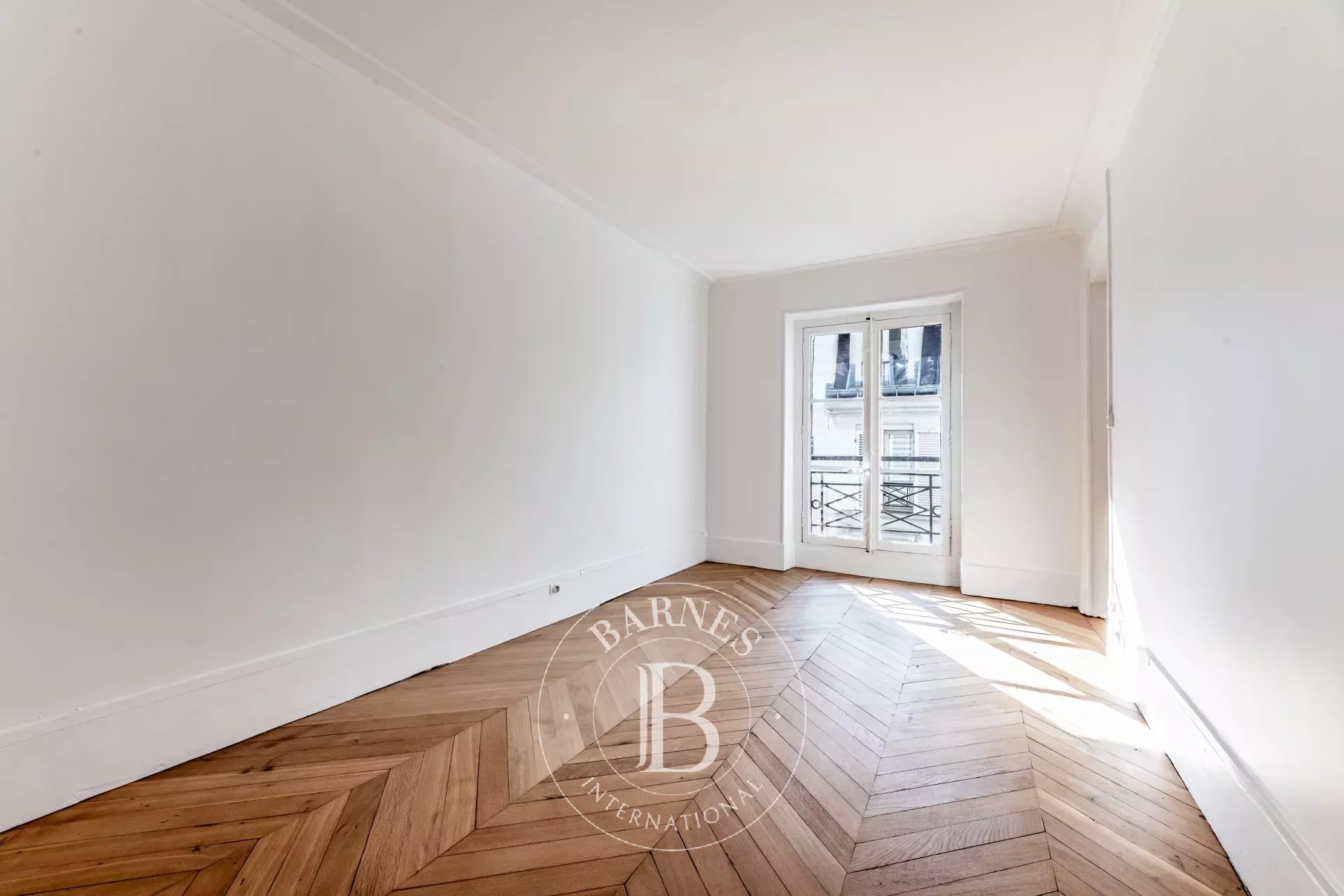 Daire Paris 8ème - picture 6