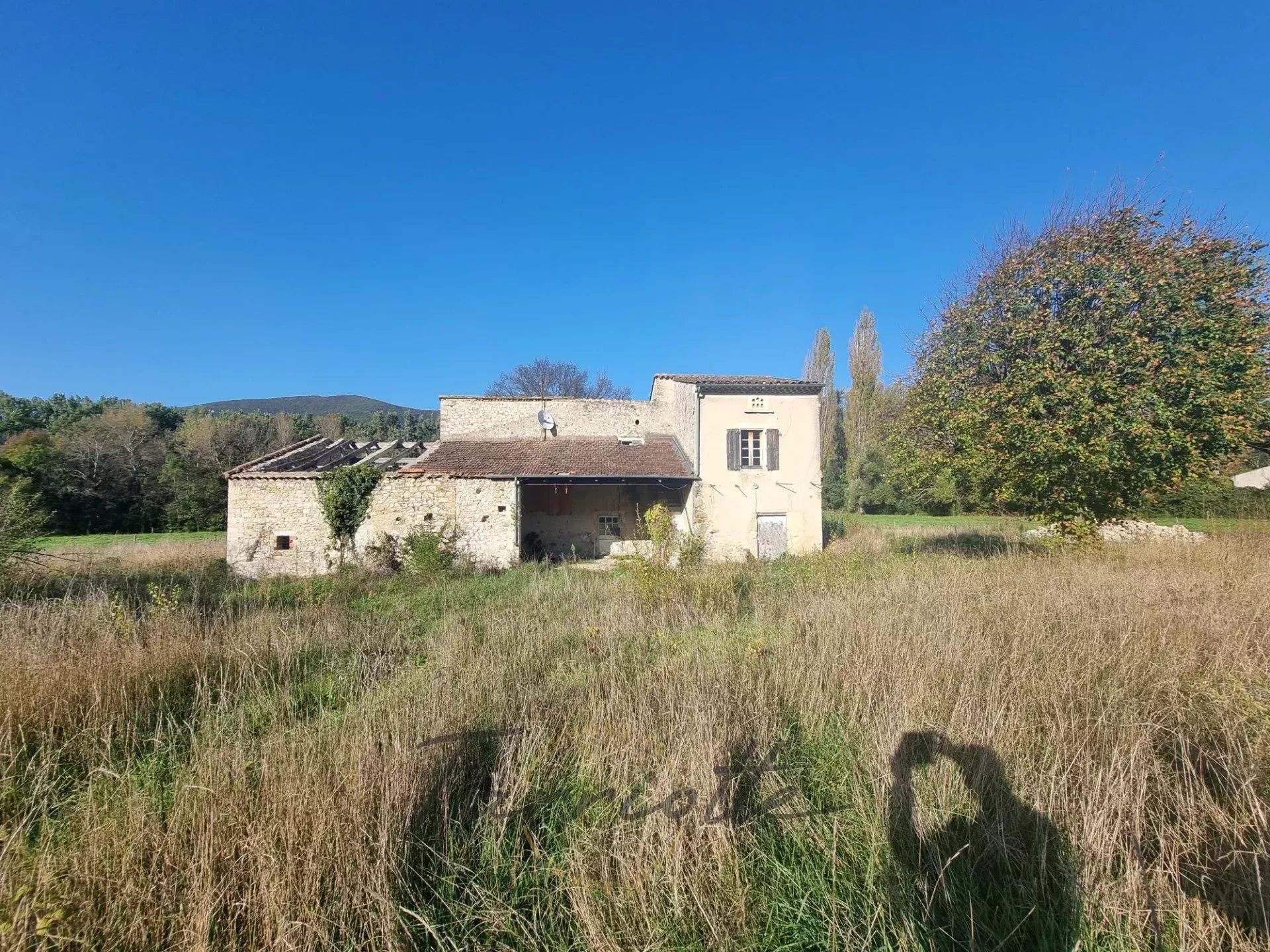 Vente Ferme Le Poët-Laval