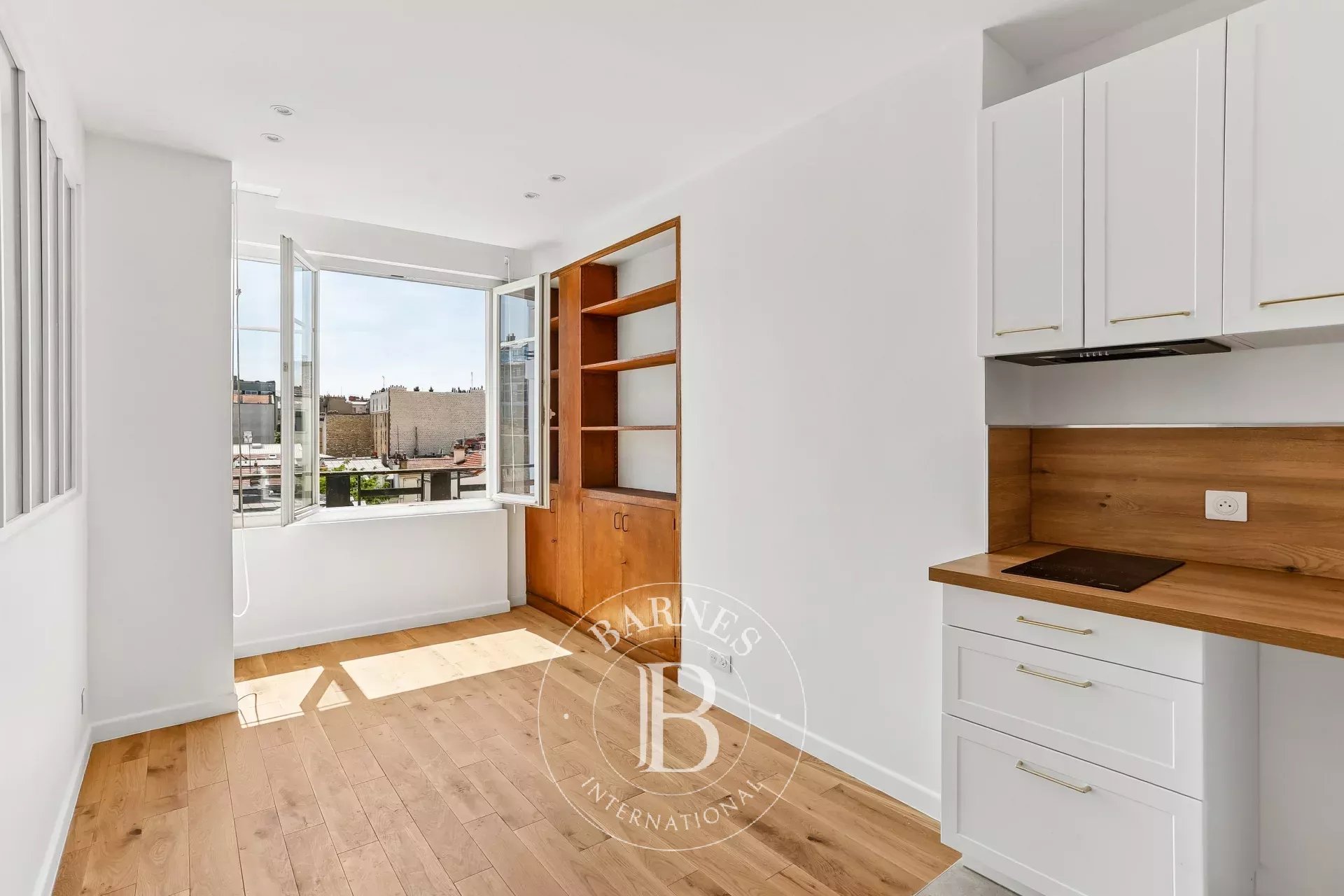 Apartment Paris 75016  -  ref 87072230 (picture 1)