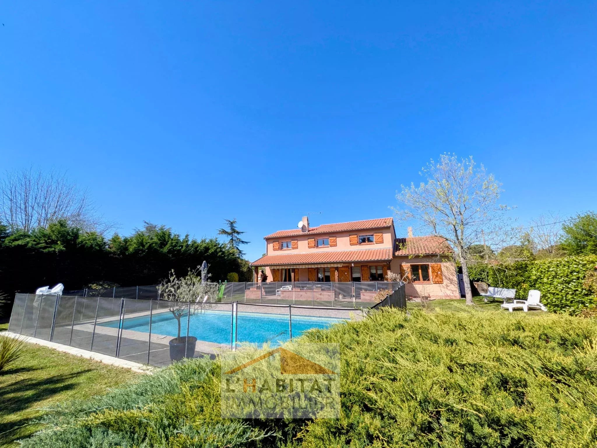 Villa T5 avec piscine