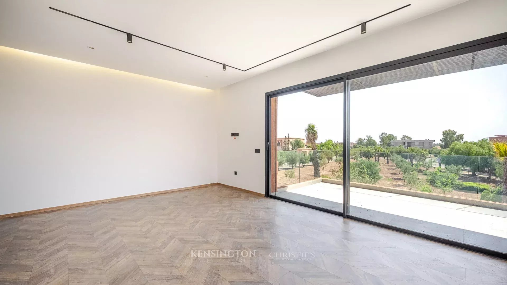 5 Bedroom Villa/Townhouse's Image 15