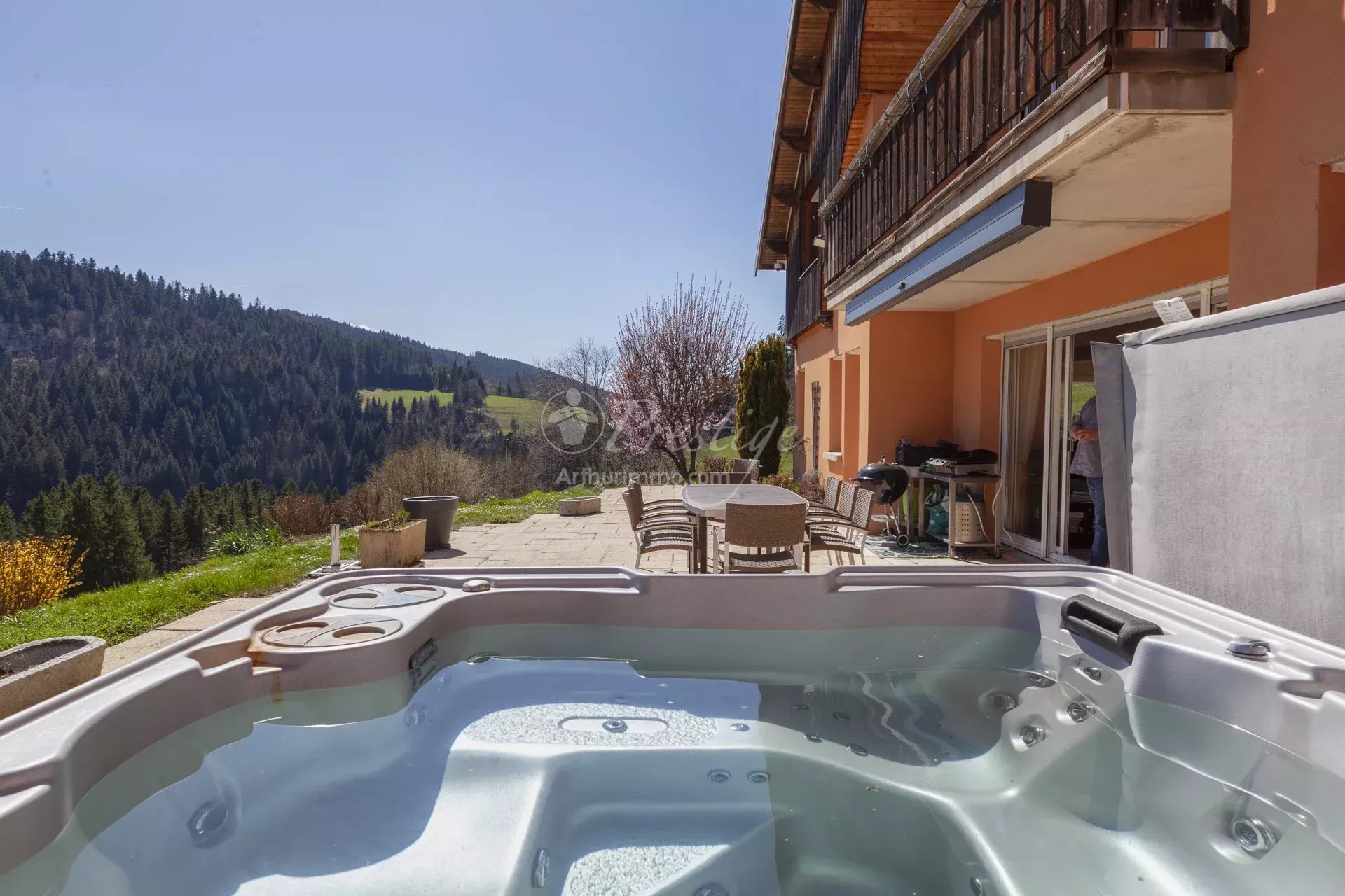 Agence immobilière de 