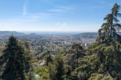Historic 18th-Century Family Estate in Nice | Legacy Villa for Sale — photo 4 of 7