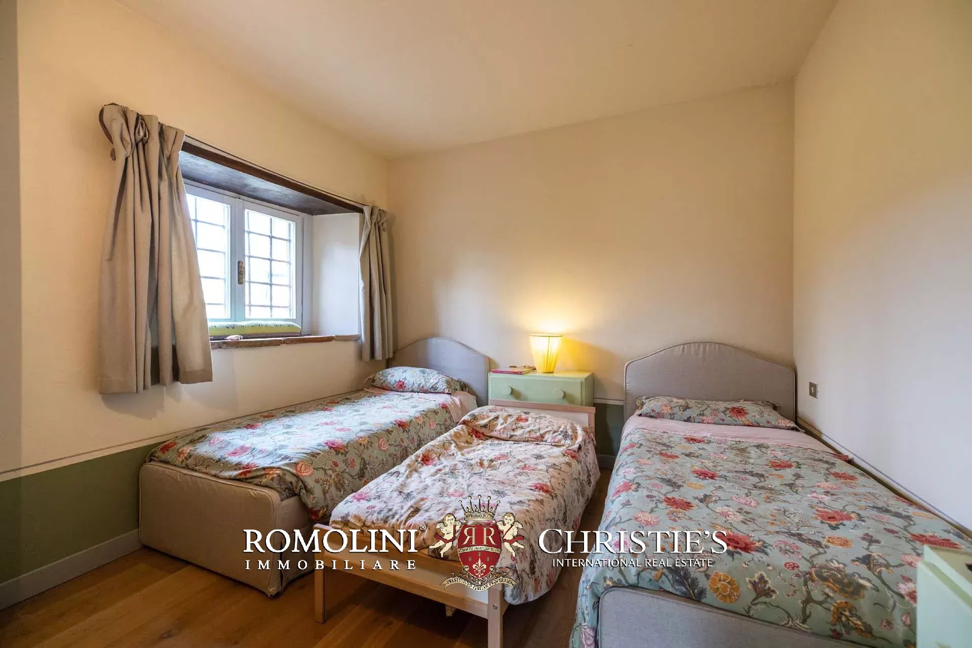 5 Bedroom Villa/Townhouse's Image 41