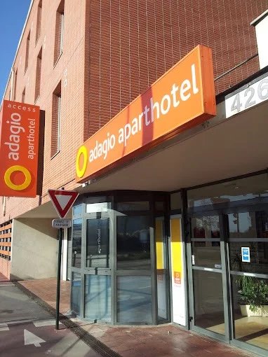 Local commercial - Image 1