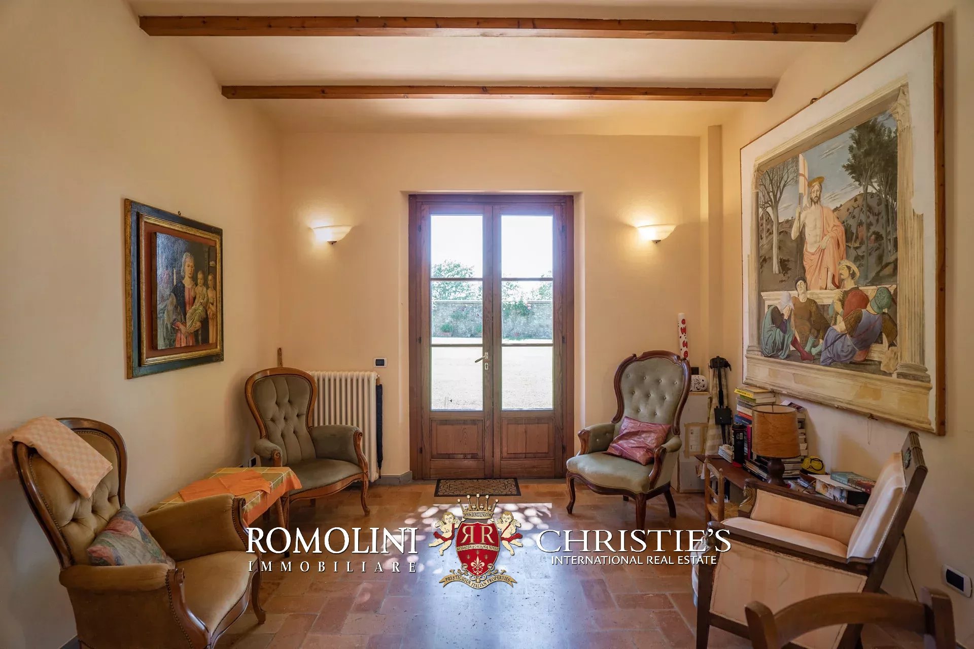 8 Bedroom Villa/Townhouse's Image 97