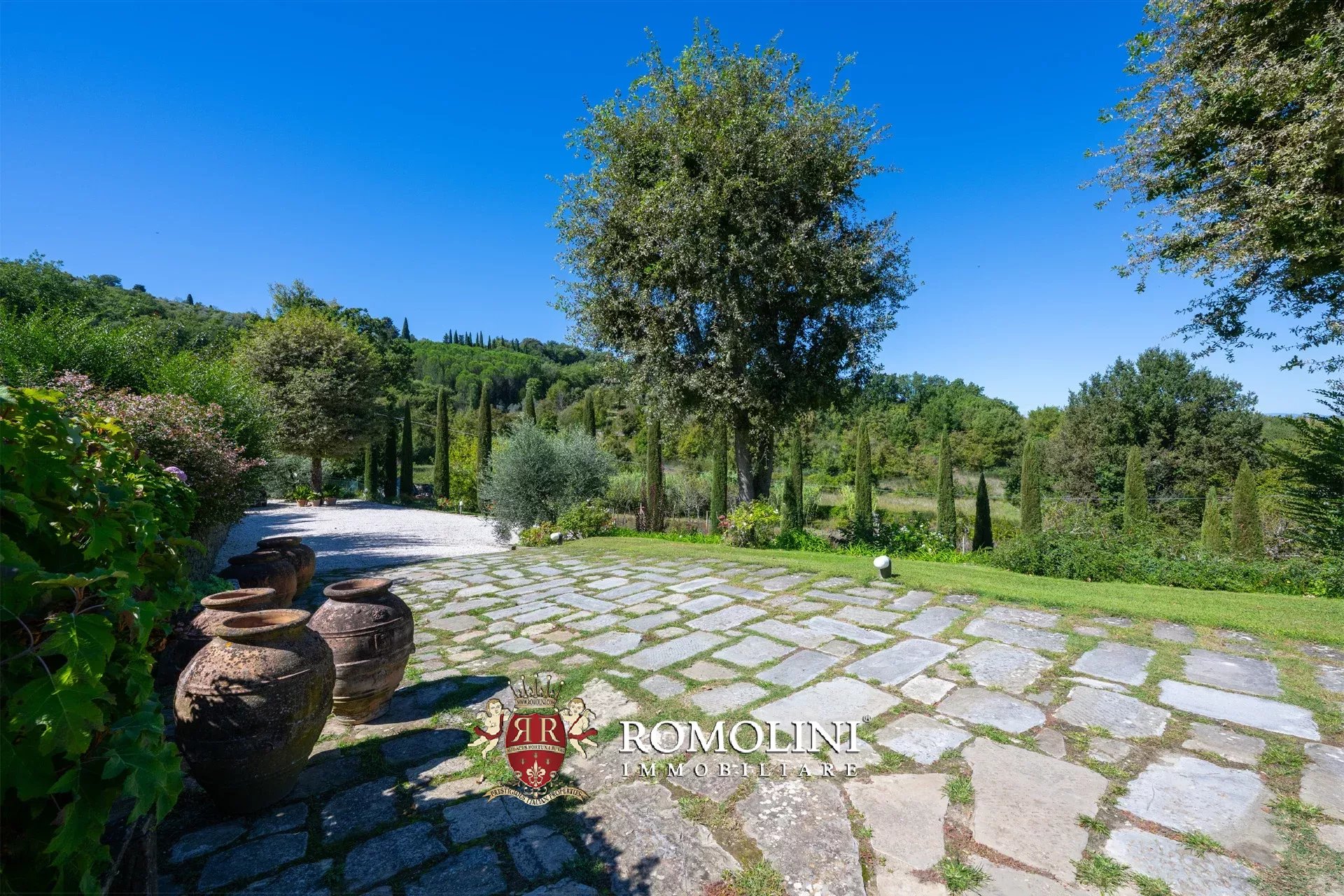 4 Bedroom Villa/Townhouse's Image 29