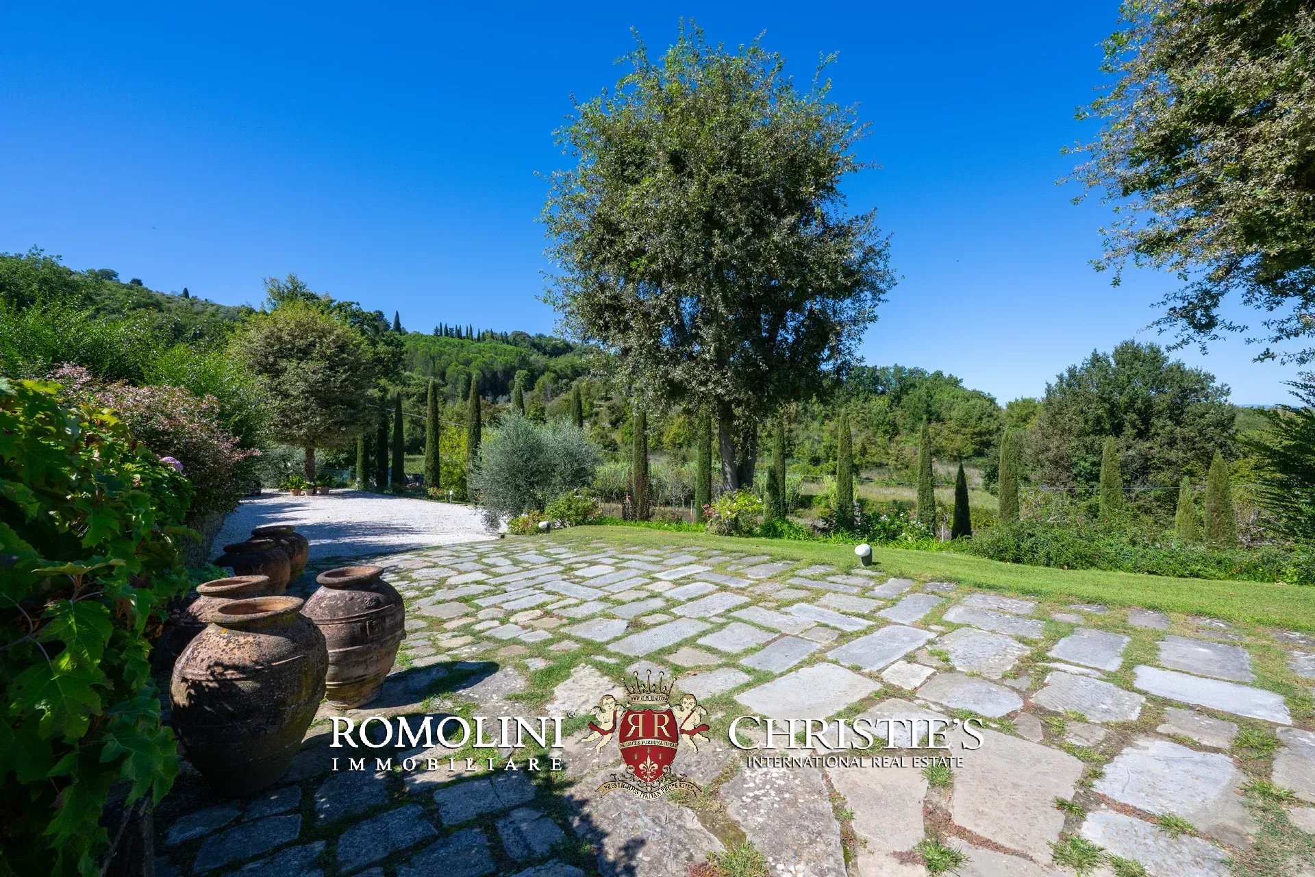 4 Bedroom Villa/Townhouse's Image 29
